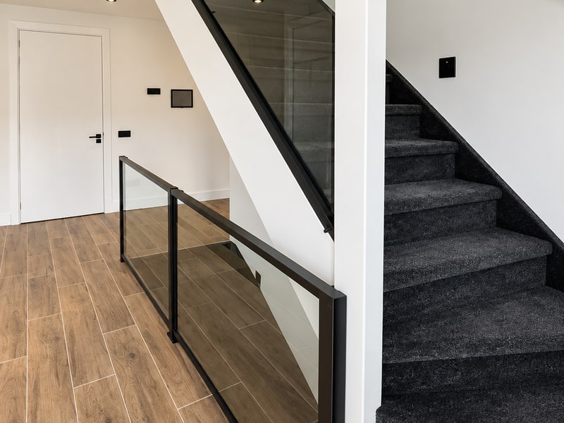 Detail van een zorgvuldig afgewerkte trap